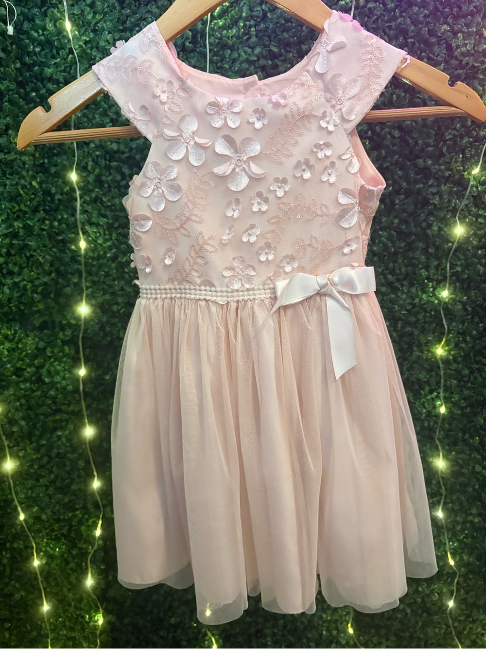 YOUNGLAND 4 ✨ formal flower dress with bow light pink **missing bottom button**